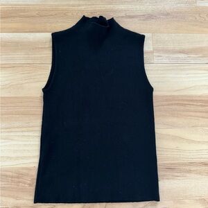 Black Sleeveless Top